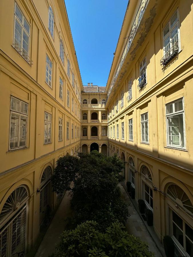 Old Town Apart Apartment Budapesta Exterior foto
